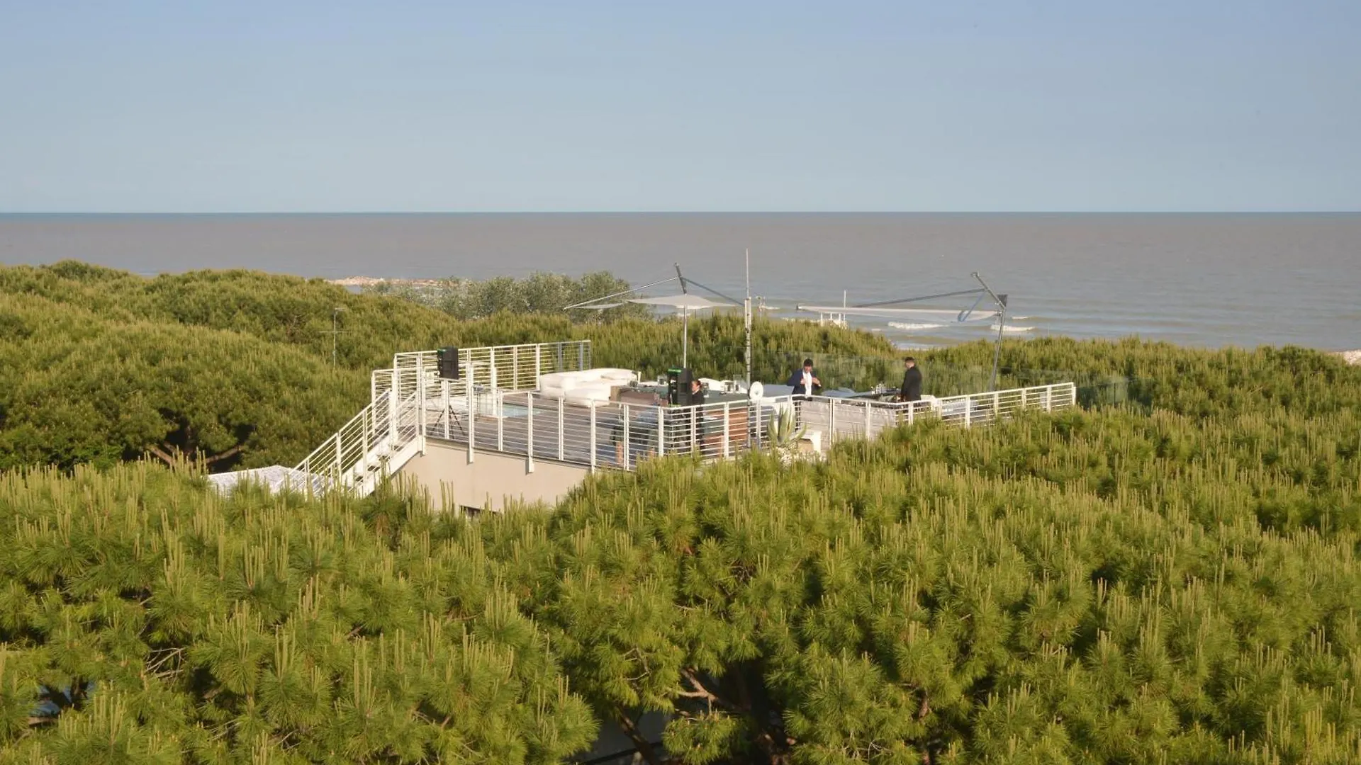 Hotel Mediterraneo Suite&Residence Lido di Jesolo 4*,