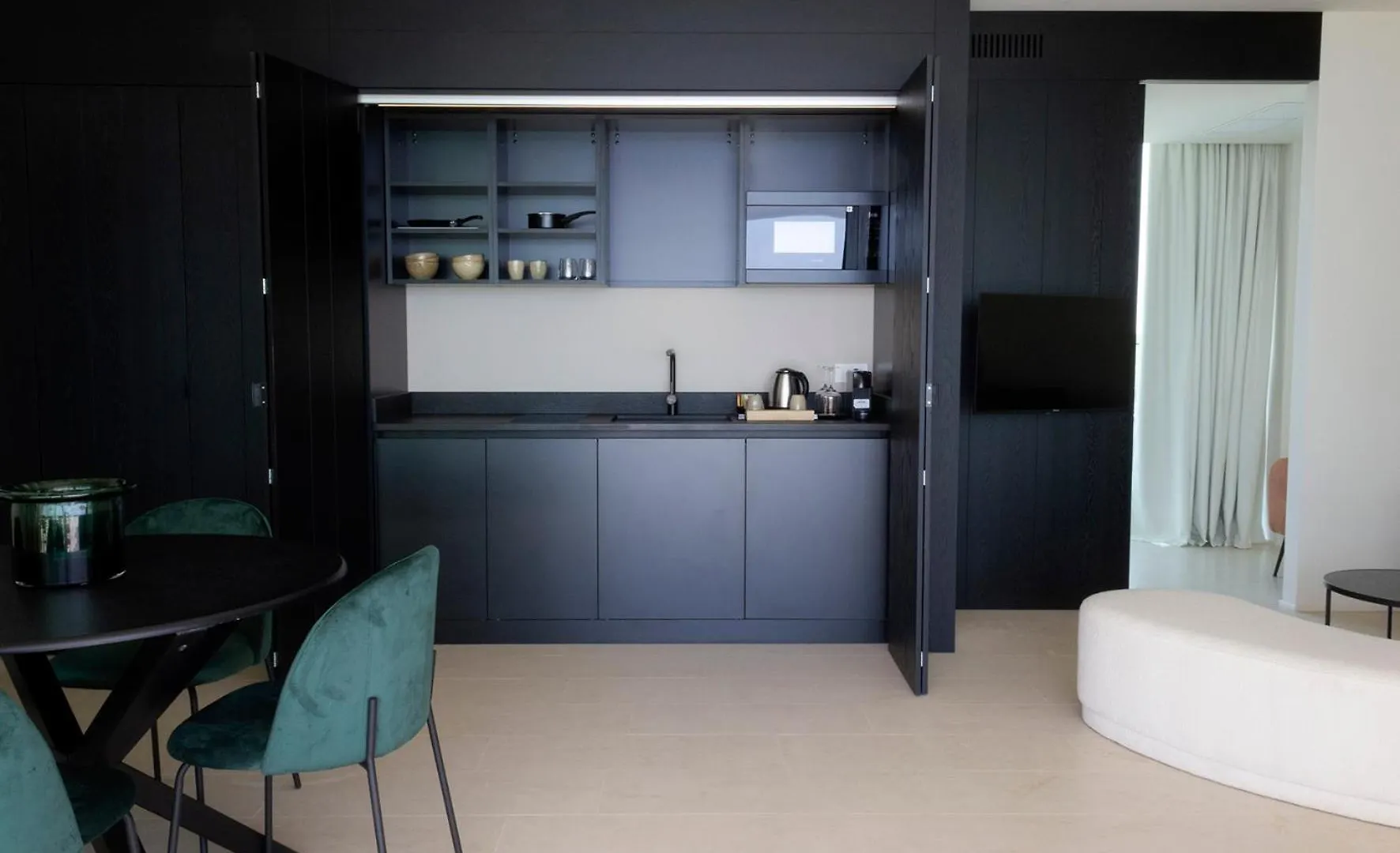 Hotel Mediterraneo Suite&Residence Lido di Jesolo 4*,